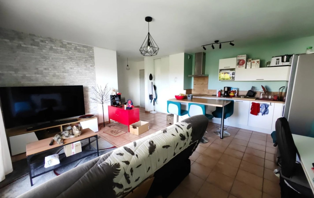 Annonces ISLE SUR SORGUE : Apartment | ENTRAIGUES-SUR-LA-SORGUE (84320) | 53 m2 | 123 000 € 